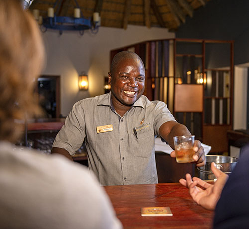 Freundlicher Barkeeper, Namibia
